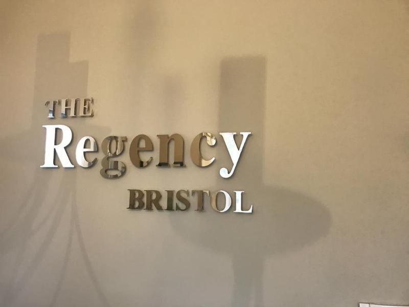 Hotel Oyo The Regency, Clifton Bristol Extérieur photo